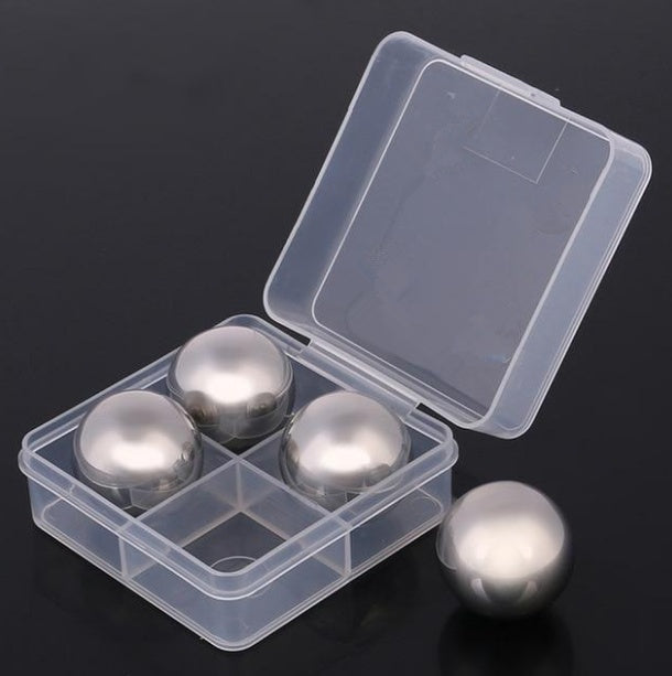 Ice Cubes, Set